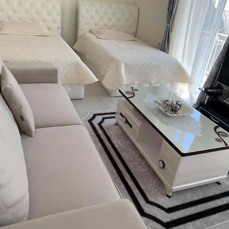 Apartament Oresti Корча Екстериор снимка