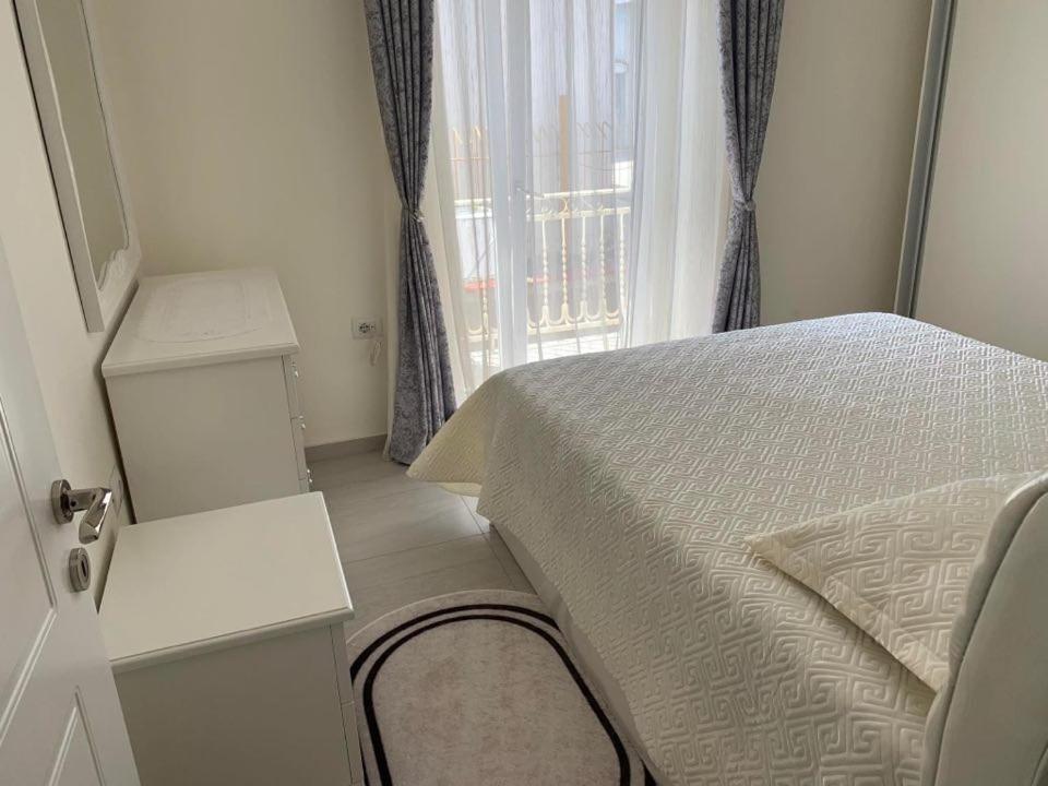 Apartament Oresti Корча Екстериор снимка