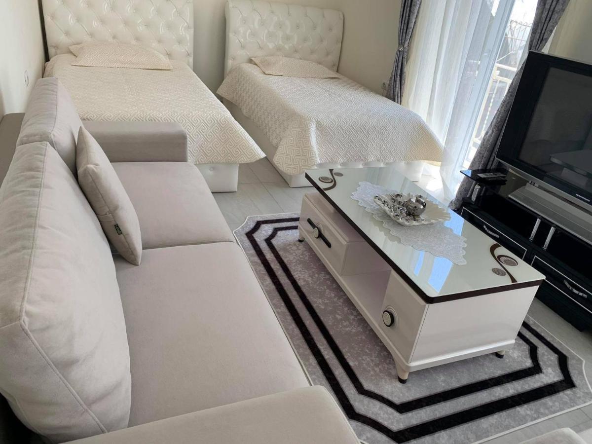 Apartament Oresti Корча Екстериор снимка