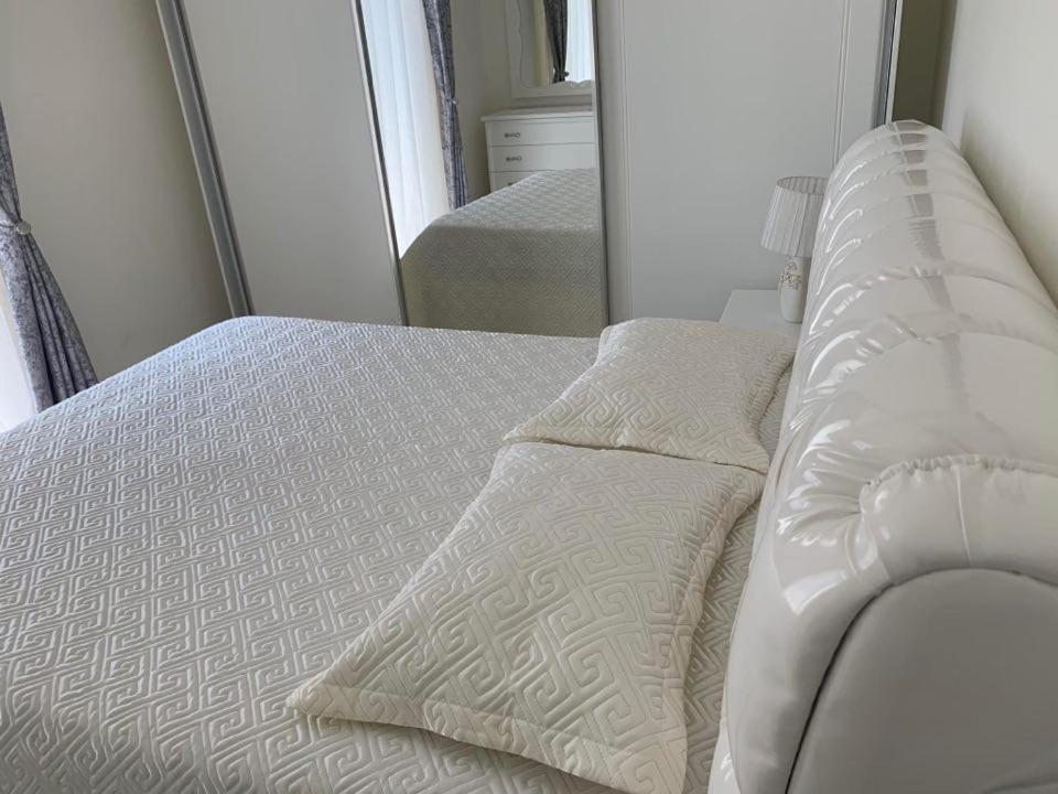 Apartament Oresti Корча Екстериор снимка